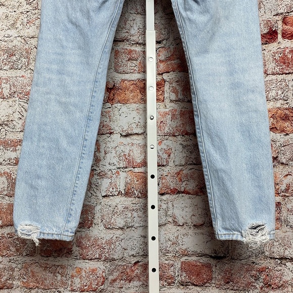 Levis Womenʻs 501 S Skinny White Wash Jeans Small - Picture 7 of 12